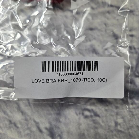 NWT Kisskill Red Velvet Love Bra with Gold Embroidered Script size 32C AU 10C - Picture 8 of 8